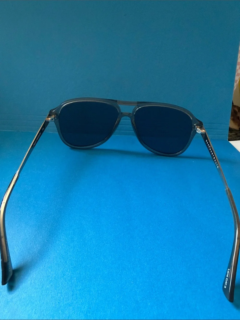 Quay Australia Men’s Grey Frame Sunglasses “Under Pressure”